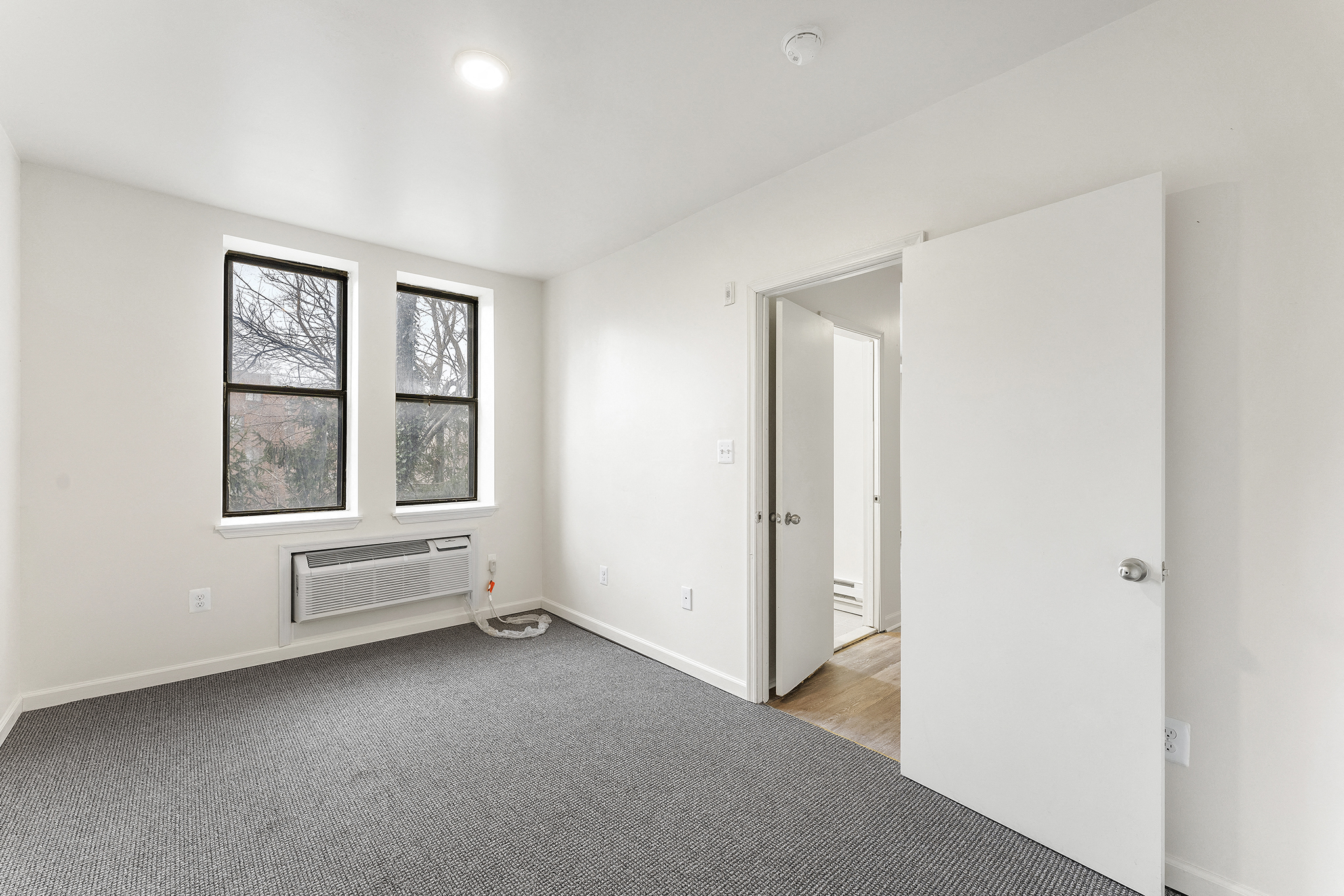 Photos and Video of Haverford Apartments in Philadelphia, PA